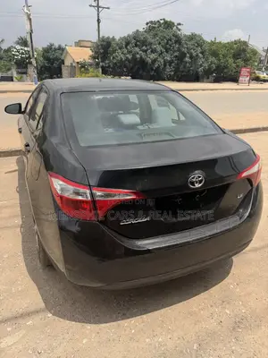 Toyota Corolla 2016 Black