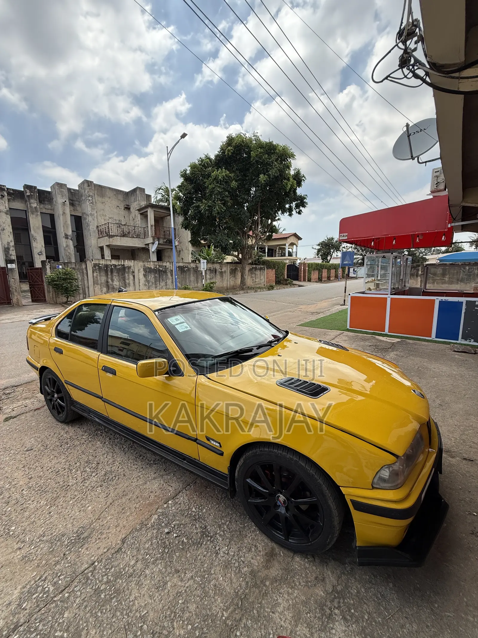 BMW 3 Series 2003 Yellow