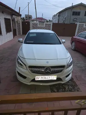 Mercedes-Benz C-Class C 250 BlueTEC 4MATIC (C205) 2016 White
