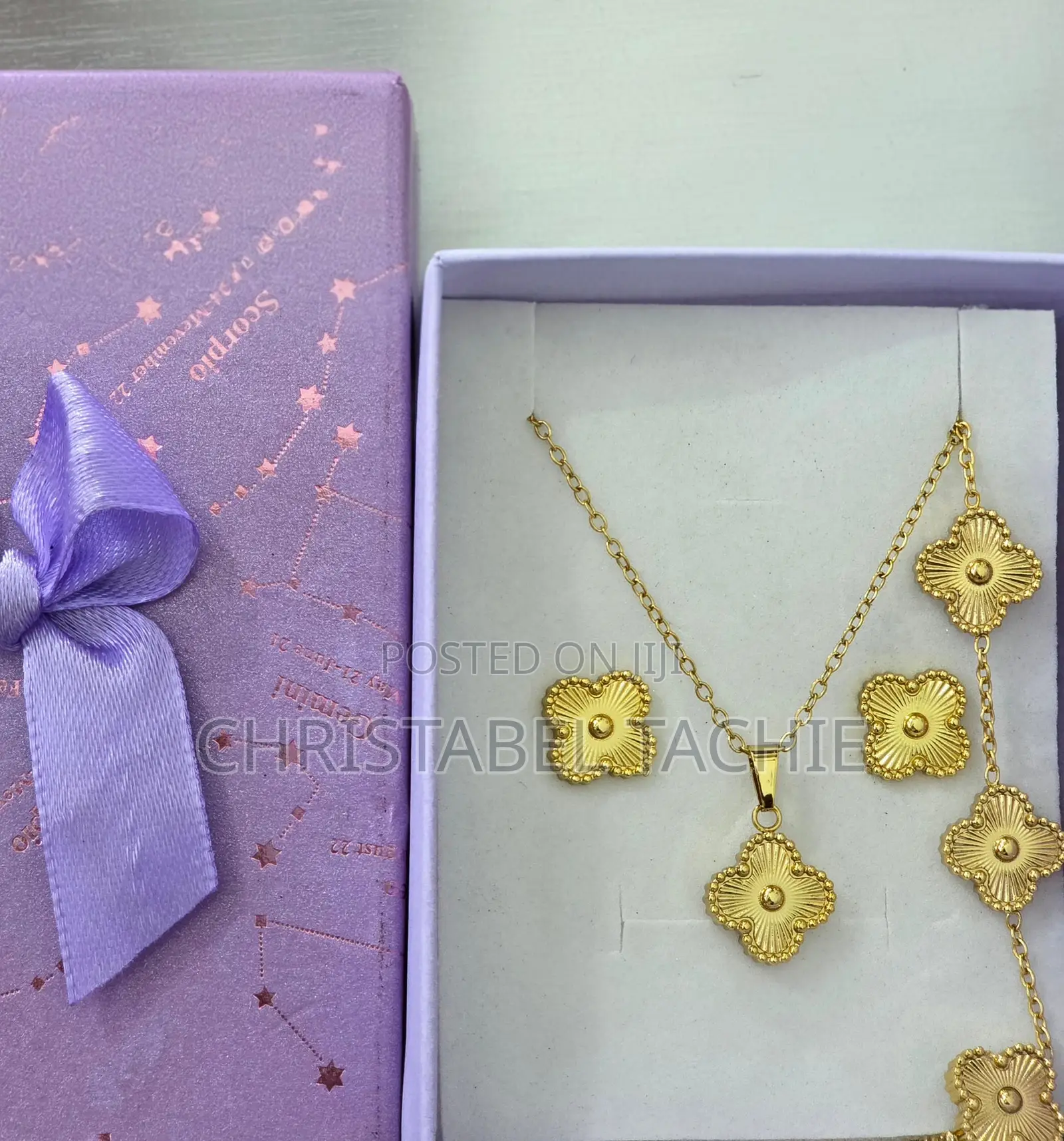 Van Cleef Jewerly Set