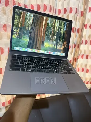 Laptop Apple MacBook Pro 2020 16GB Intel Core i5 SSD 256GB