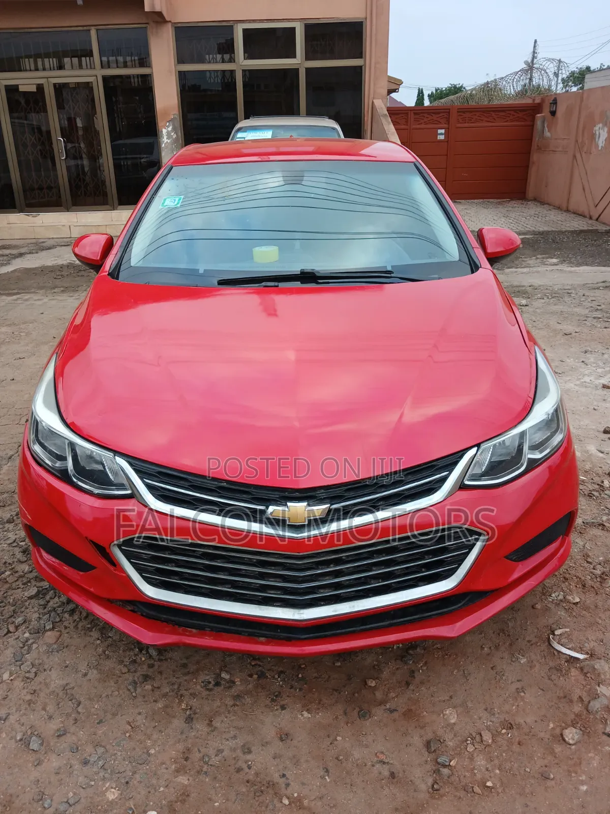 Chevrolet Cruze LT Auto Hatchback 2017 Red