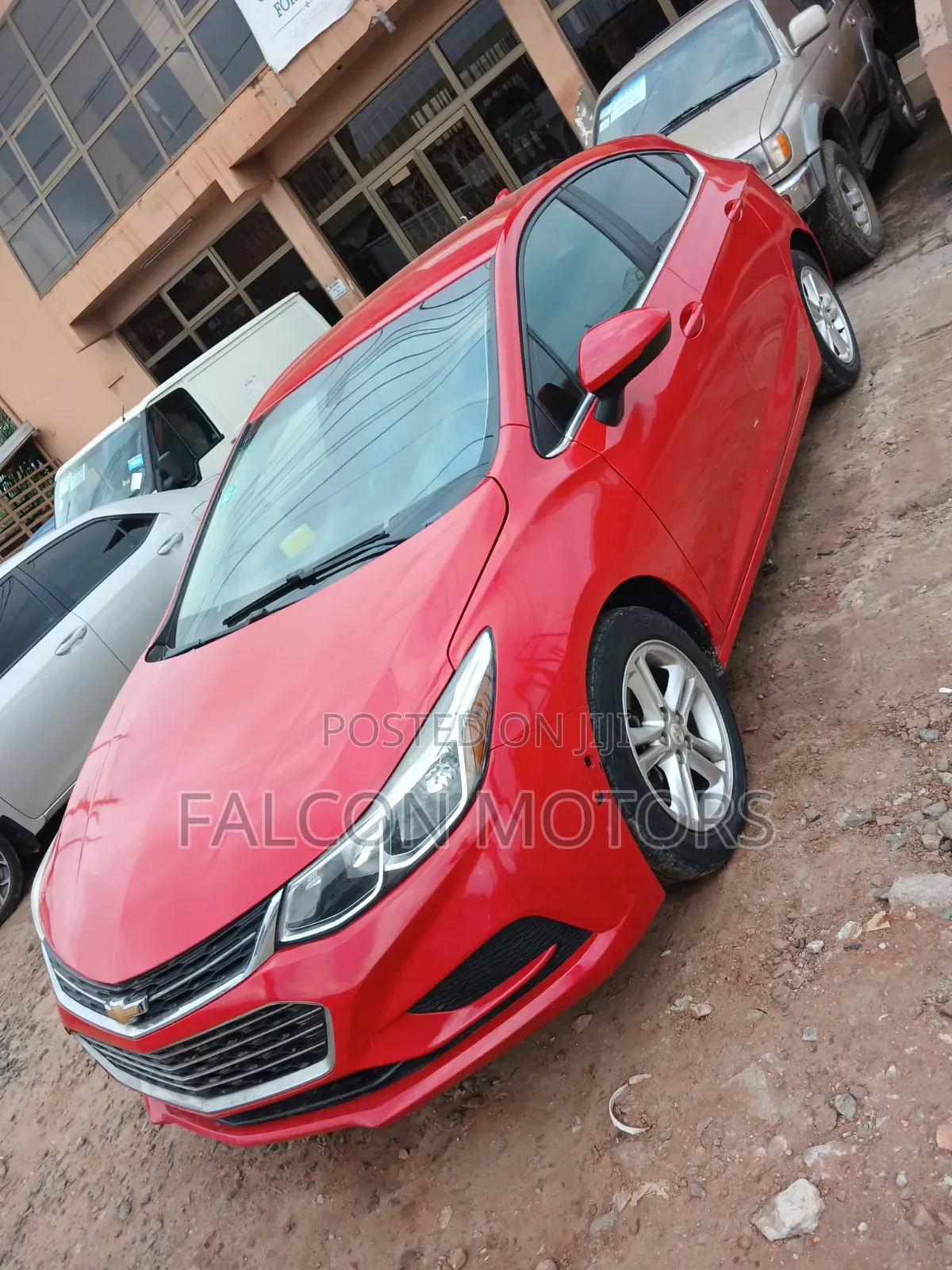 Chevrolet Cruze LT Auto Hatchback 2017 Red