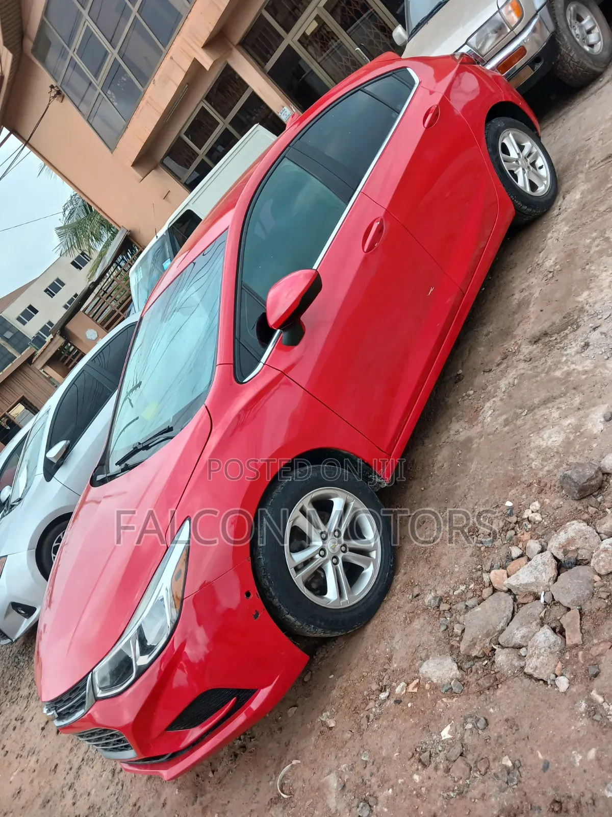 Chevrolet Cruze LT Auto Hatchback 2017 Red