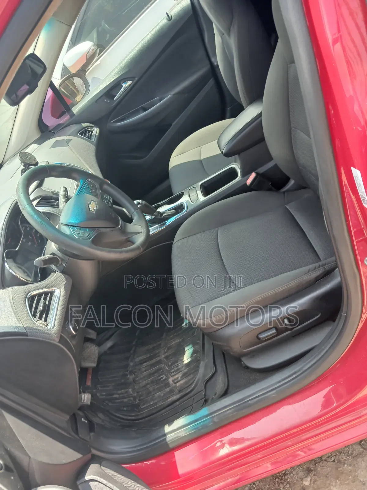 Chevrolet Cruze LT Auto Hatchback 2017 Red