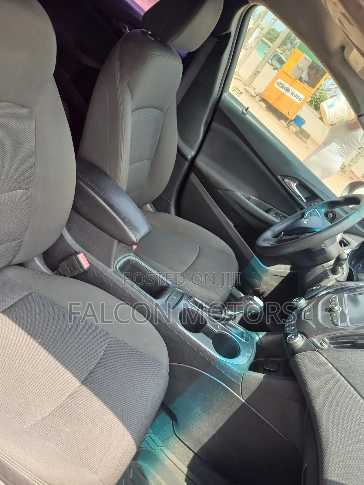 Chevrolet Cruze LT Auto Hatchback 2017 Red