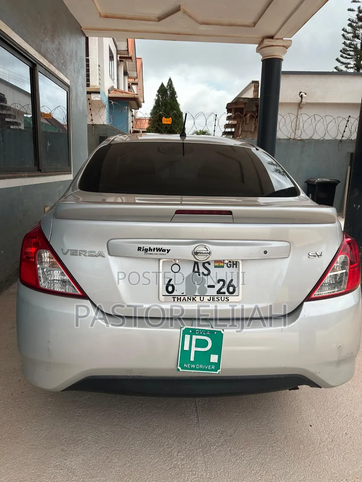 Nissan Versa 2017 Silver