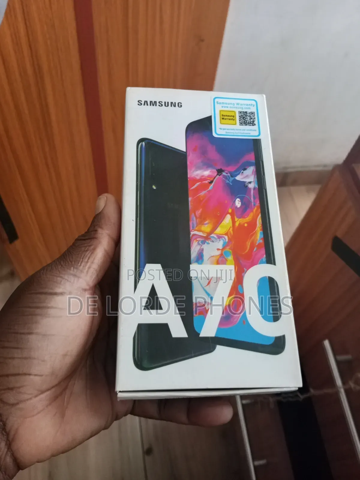 New Samsung Galaxy A70 128 GB Black