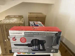 CLEANmaxx Cordless 2-in-1 Handheld Floor Vacuum Cleaner