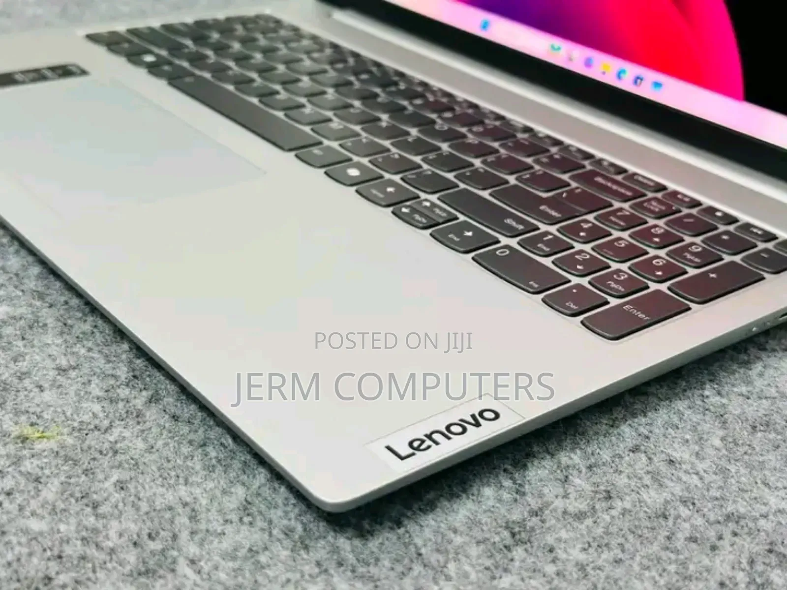 New Laptop Lenovo A7 16GB Intel Core Ultra 5 SSD 512GB