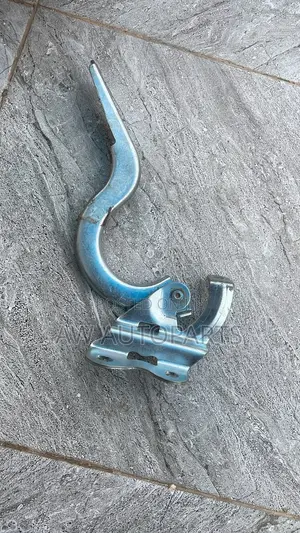 Toyota Corolla 14-19 Hood Hinge