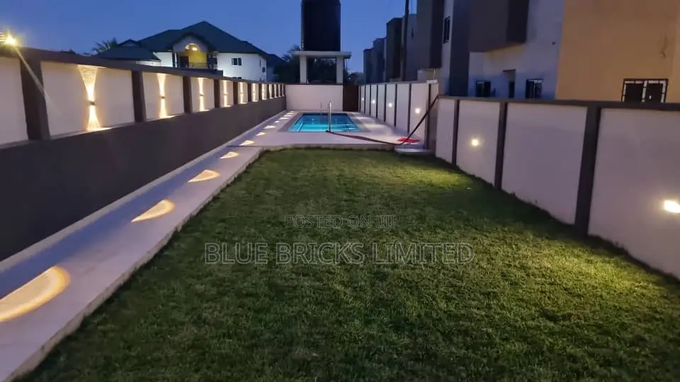 4bdrm House in Oyarifa for sale