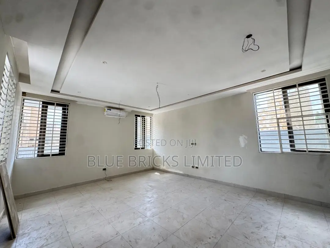 3bdrm House in Spintex, Baatsona Total for sale