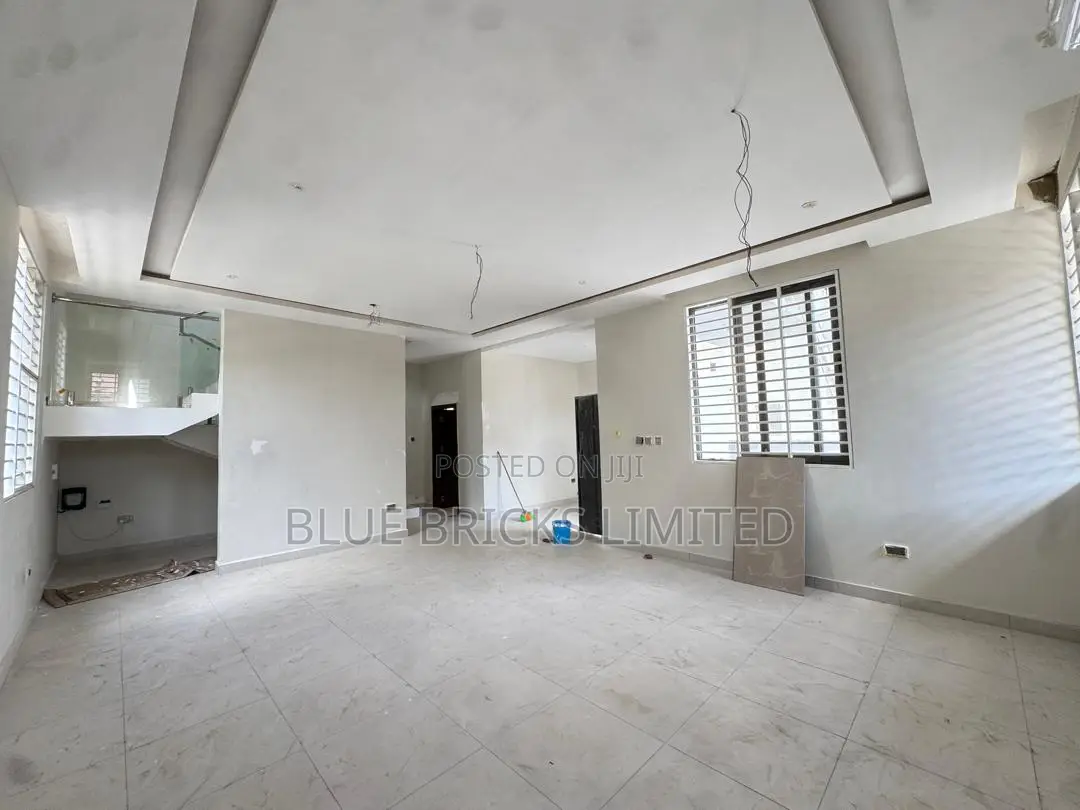 3bdrm House in Spintex, Baatsona Total for sale