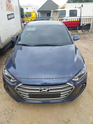 Hyundai Avante 2017 Blue