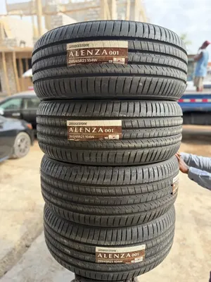 Original Bridgestone 265/45r21 Tyres Available for All Cars