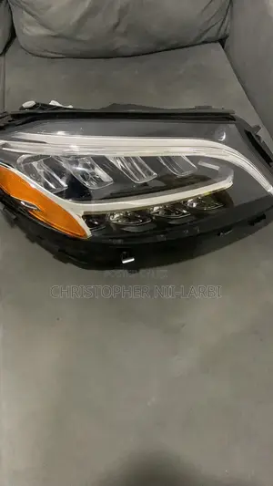 2020 C300 Headlight