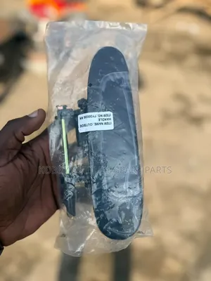 Original Toyota Yaris Door Handles Available for All Cars