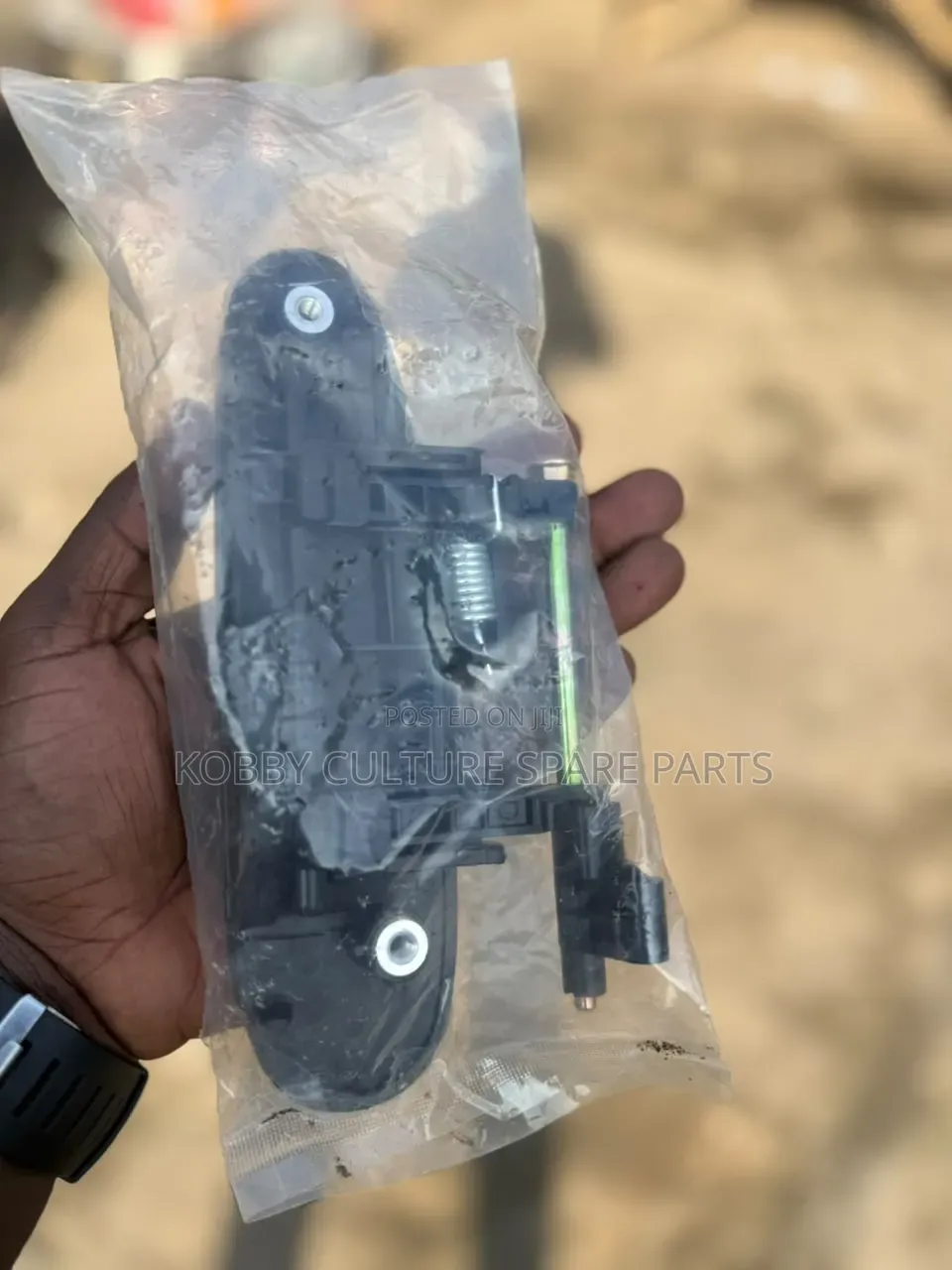 Original Toyota Yaris Door Handles Available for All Cars