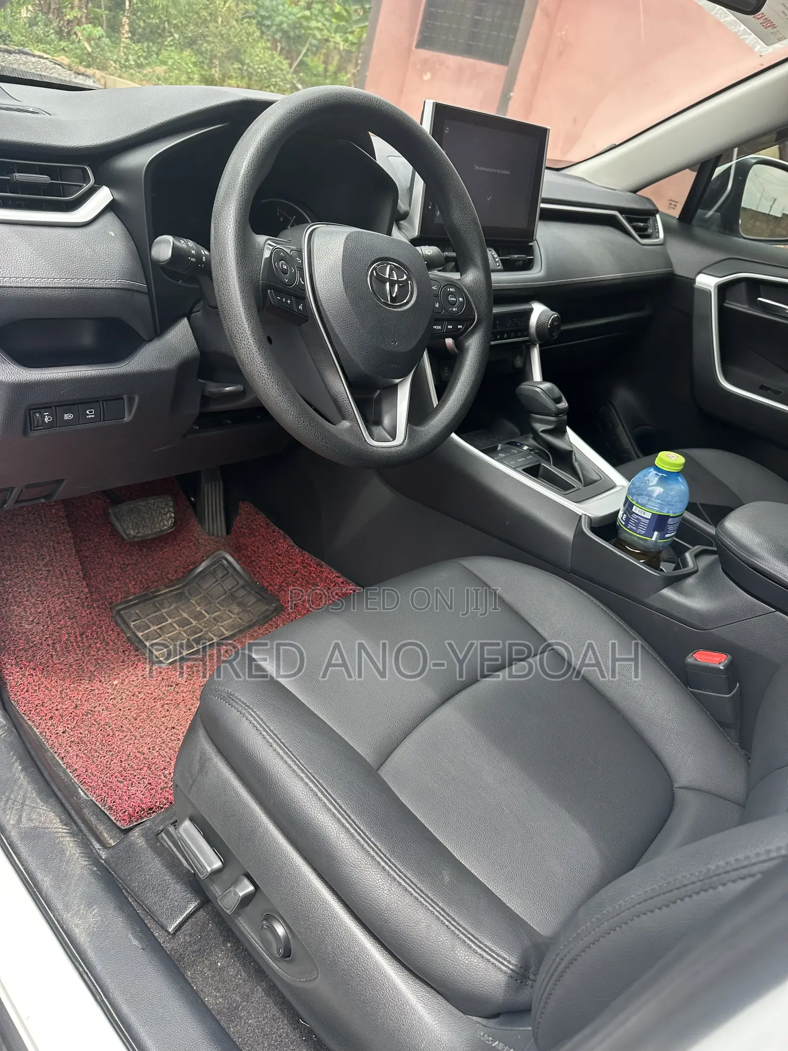 Toyota RAV4 Limited 2021 White