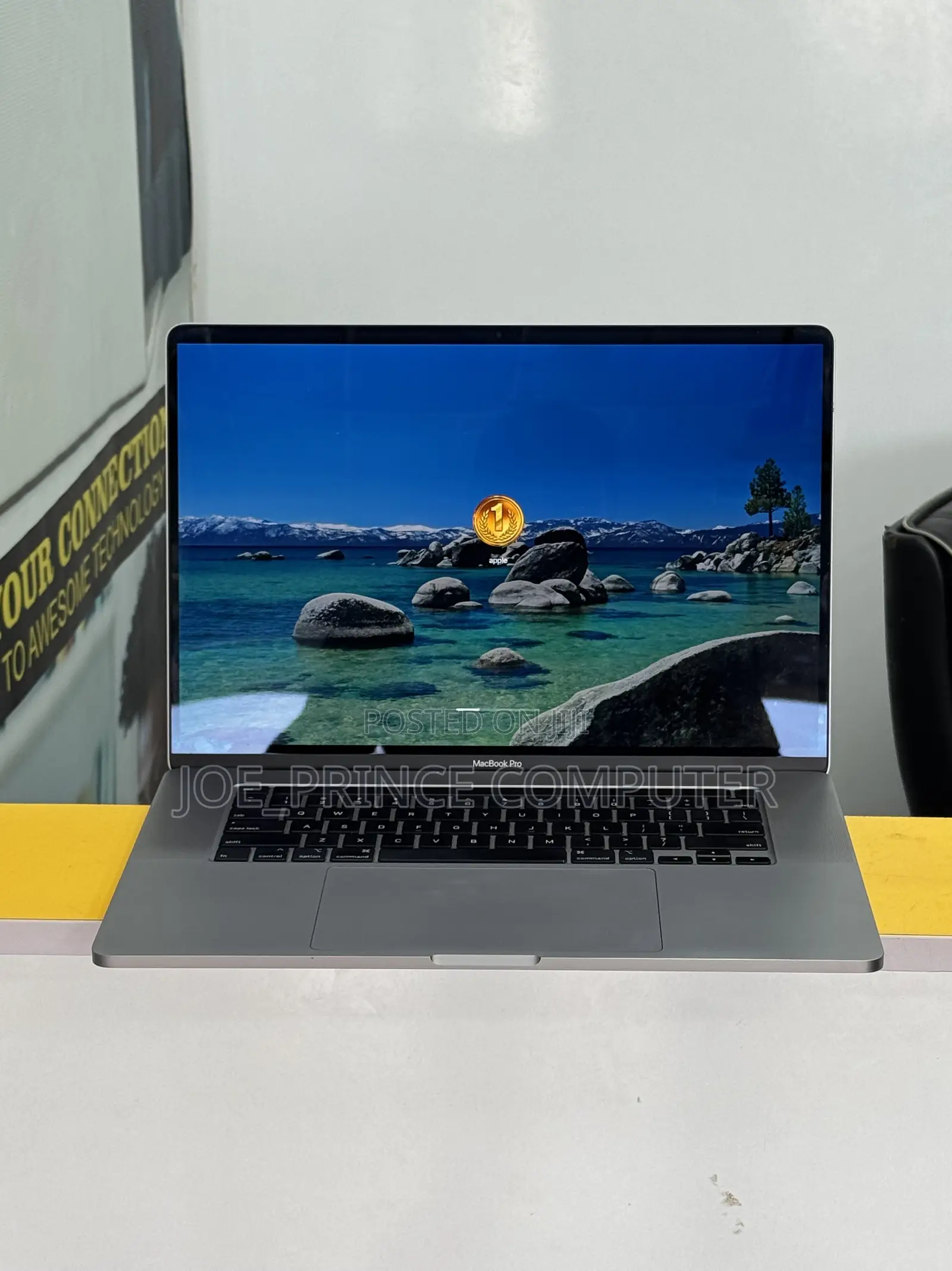 Laptop Apple MacBook Pro 2019 16GB Intel Core i7 SSD 512GB