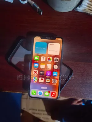 Apple iPhone X 256 GB White