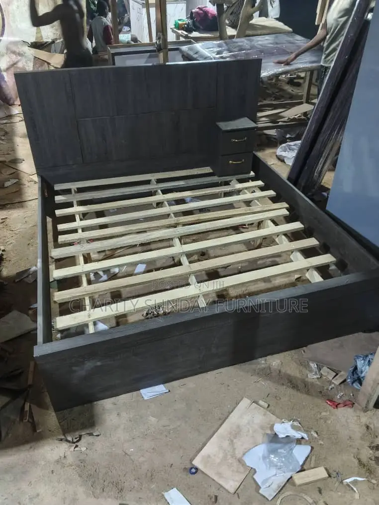 Veneer Queen Bed With Side Drawer
