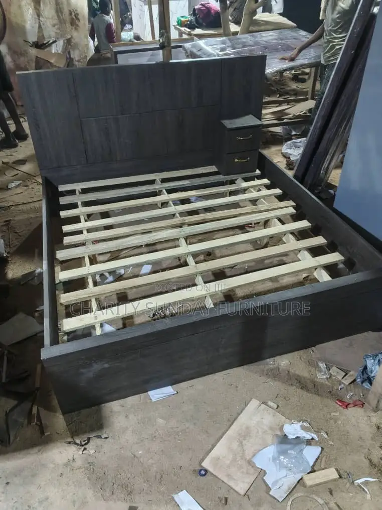 Veneer Queen Bed With Side Drawer