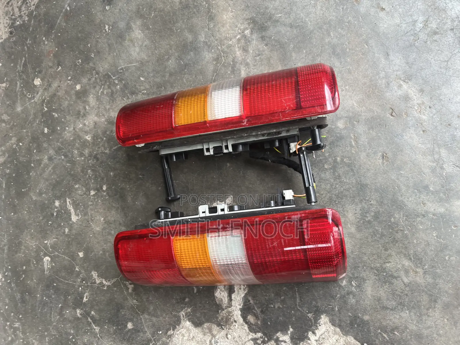 Citroen Jumpy Taillight Paired.