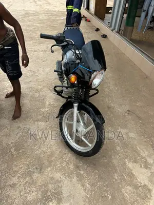 Bajaj Boxer 125 2025 Black