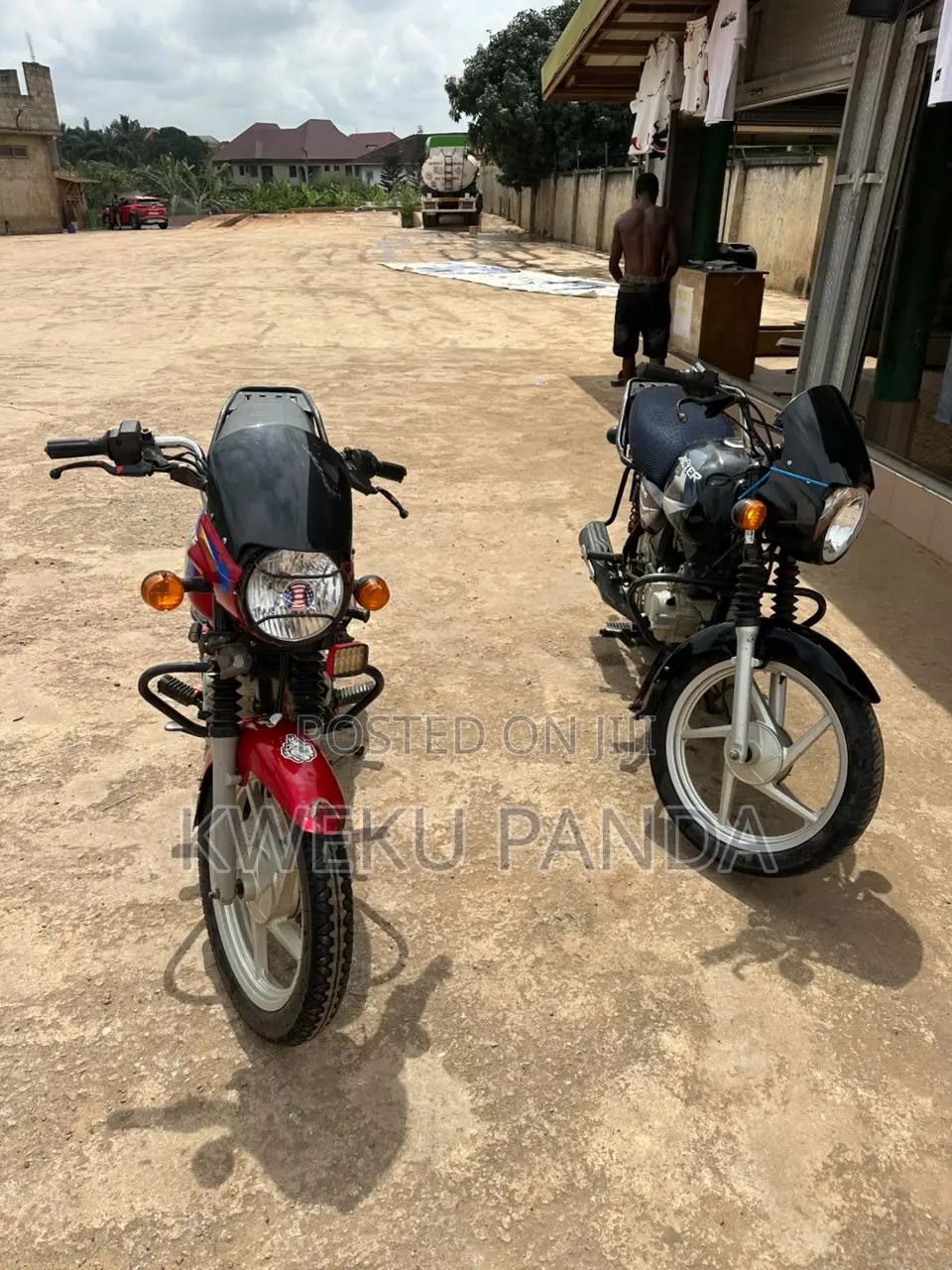 Bajaj Boxer 125 2025 Black