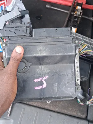 Toyoat Voxy Control Board