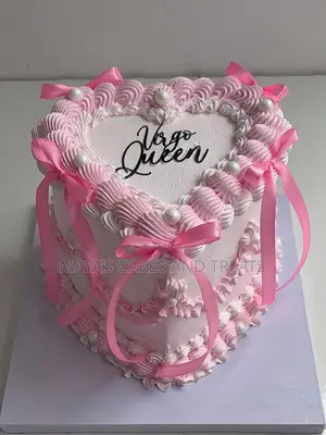 Vintage Heart Shape Cake