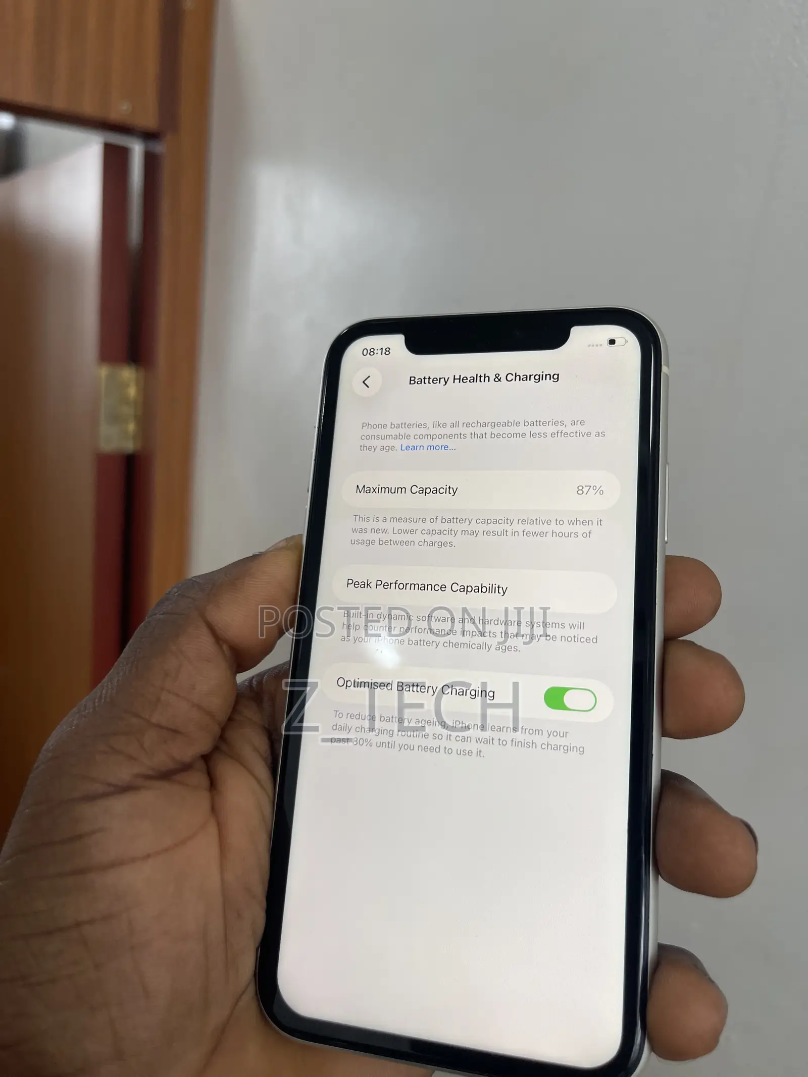New Apple iPhone 11 128 GB White