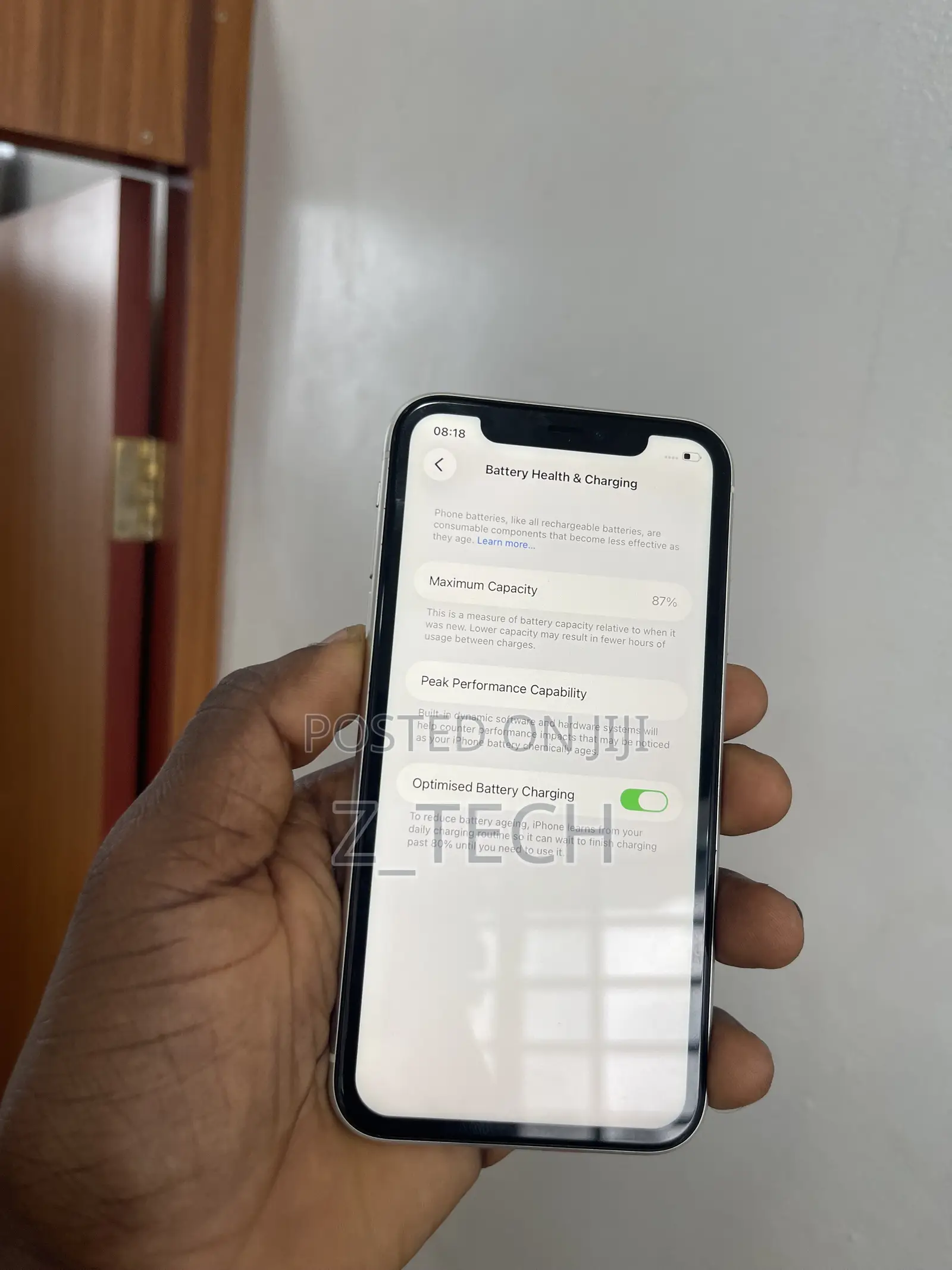 New Apple iPhone 11 128 GB White