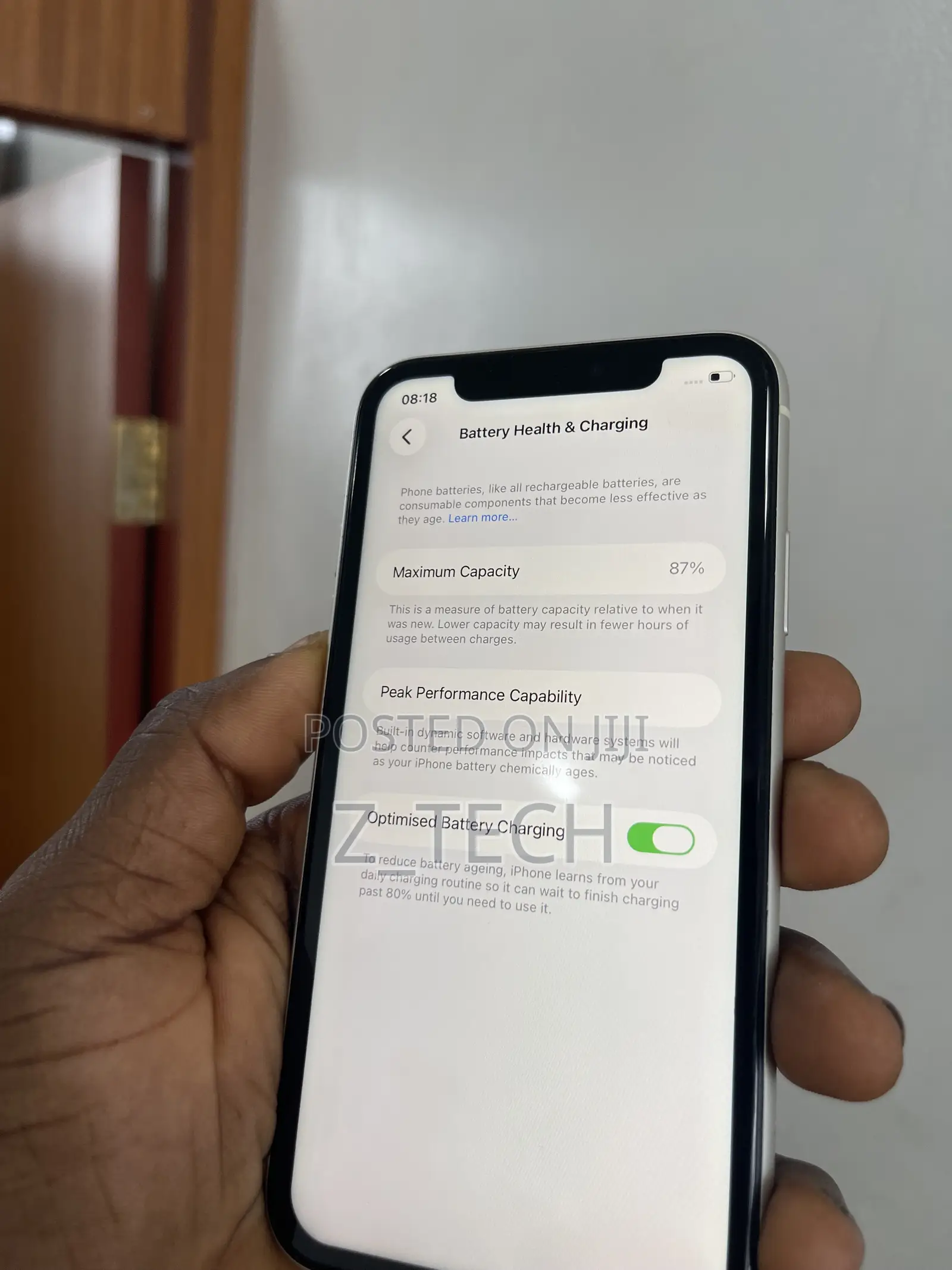 New Apple iPhone 11 128 GB White
