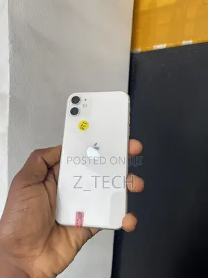 New Apple iPhone 11 128 GB White