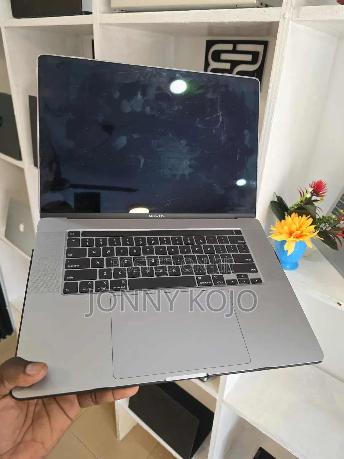 Laptop Apple MacBook 2019 16GB Intel Core i9 SSD 1T