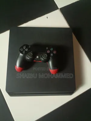 Ps4 Slim ( 7 Online and Offline Games)