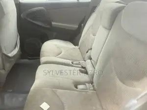 Toyota RAV4 2012 Silver