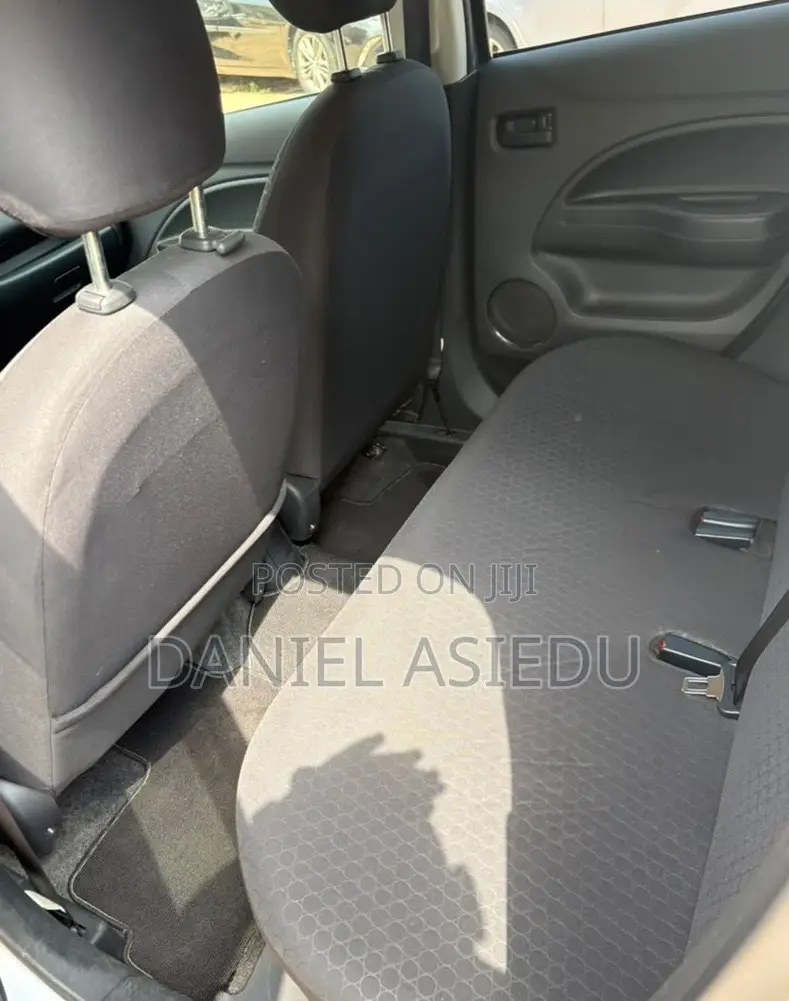 Mitsubishi Mirage 2012 Silver