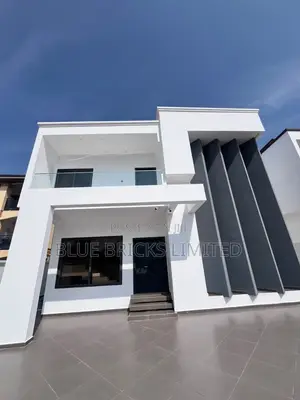4bdrm House in Ashaley Botwe, School Junction for rent