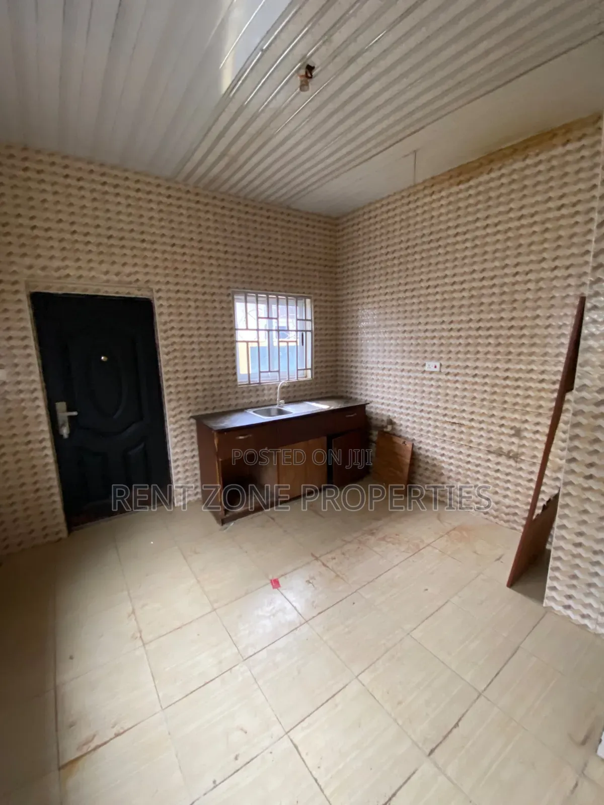 Mini Flat in Community 25 for rent