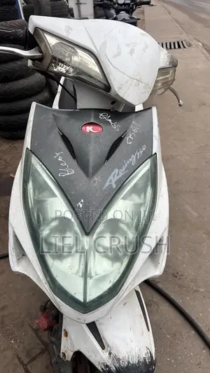 Piaggio Scooter 2024 Red