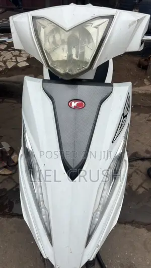 Piaggio Scooter 2024 Red