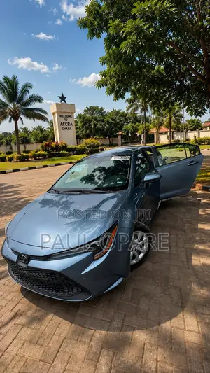 Toyota Corolla LE 2022 Blue