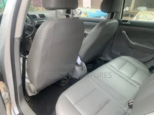 Volkswagen Golf 1.6 FSi Comfortline 2008 Silver