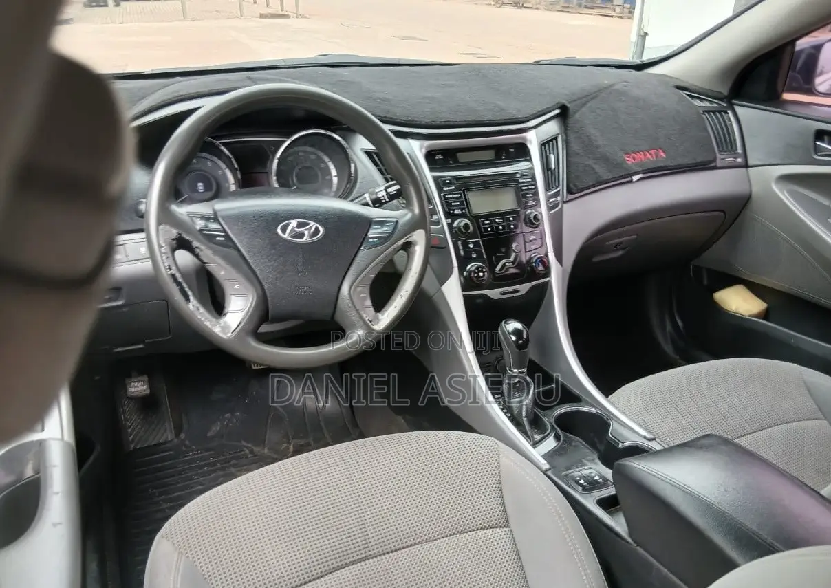 Hyundai Sonata GLS Sedan FWD (2.4L 4cyl 6A) 2013 Blue