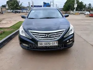Hyundai Sonata GLS Sedan FWD (2.4L 4cyl 6A) 2013 Blue