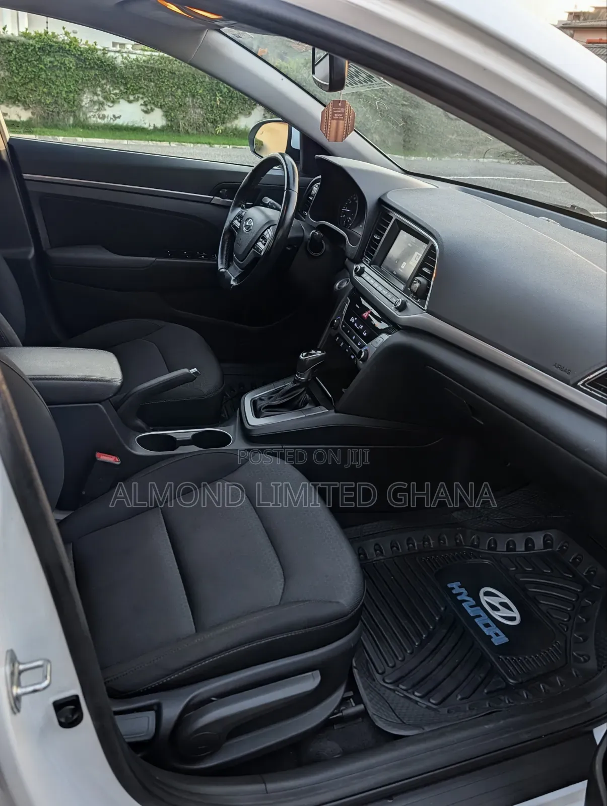 Hyundai Elantra 2017 White
